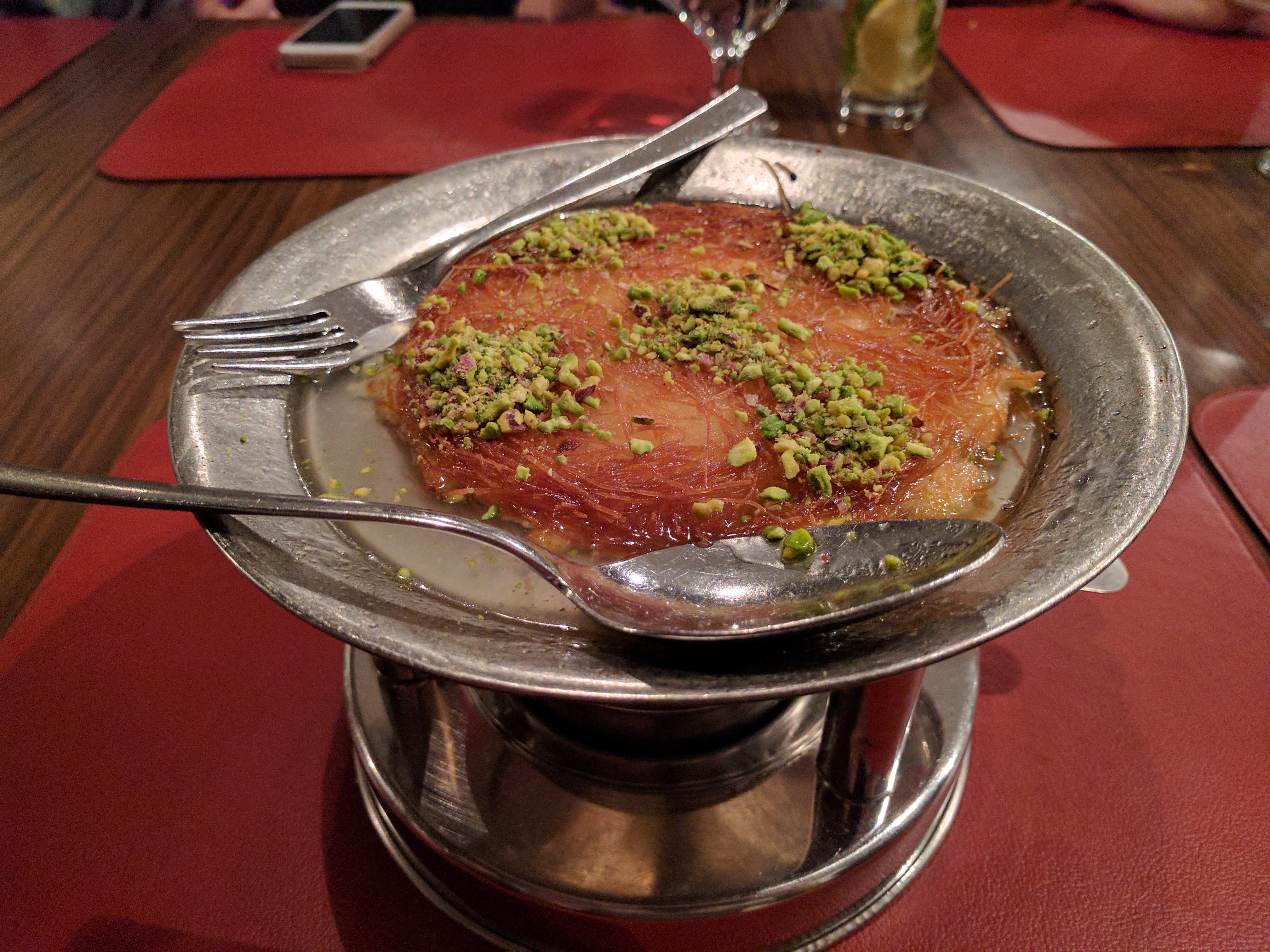 /alanorth/picturingjordan.com/media/commit/24808e89fbae8bbc54d677759e544fb7c31d4e03/public/2016/12/kanafeh-classy-palestinian-dessert/IMG_20161127_212229.jpg